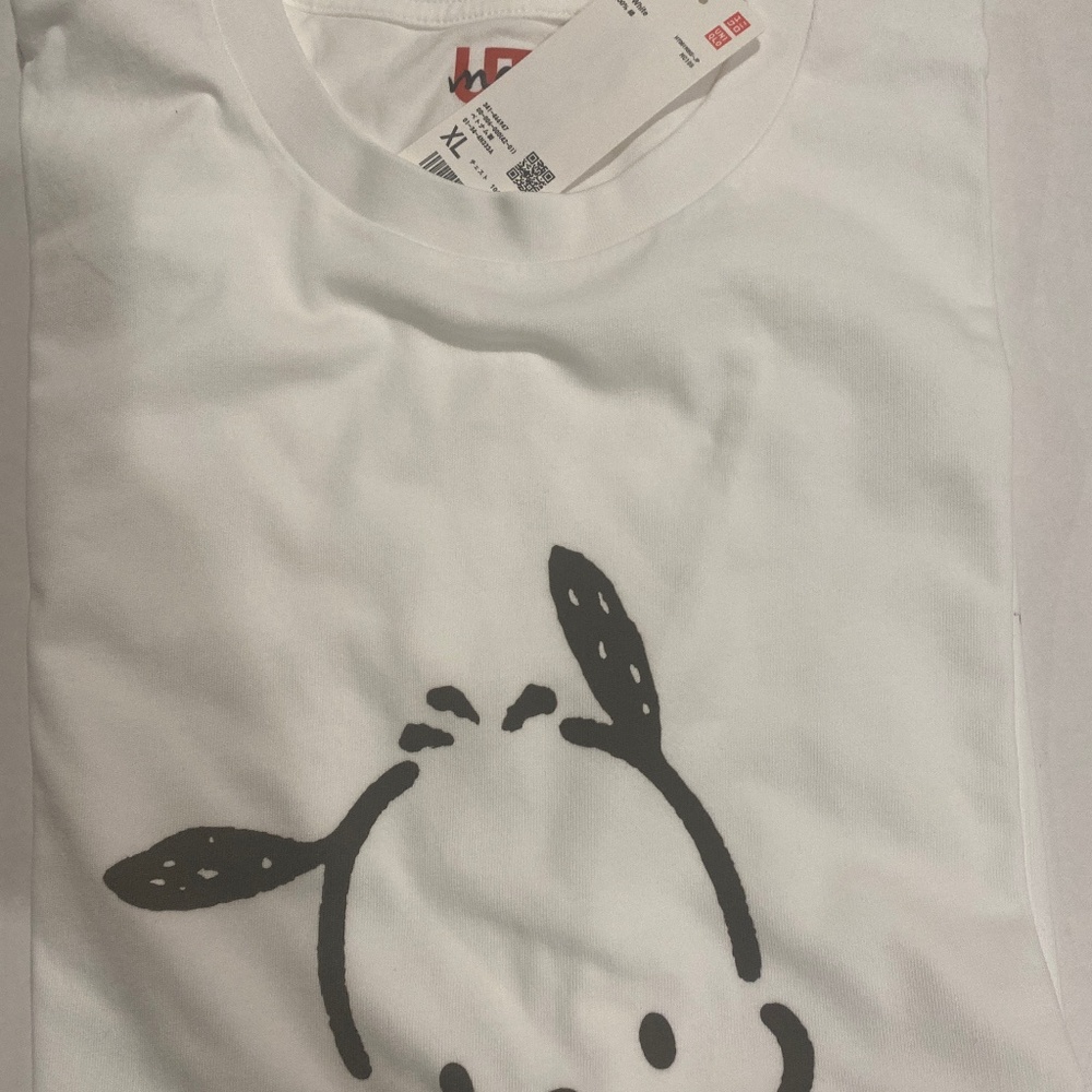 Large Pochacco T-shirt NWT